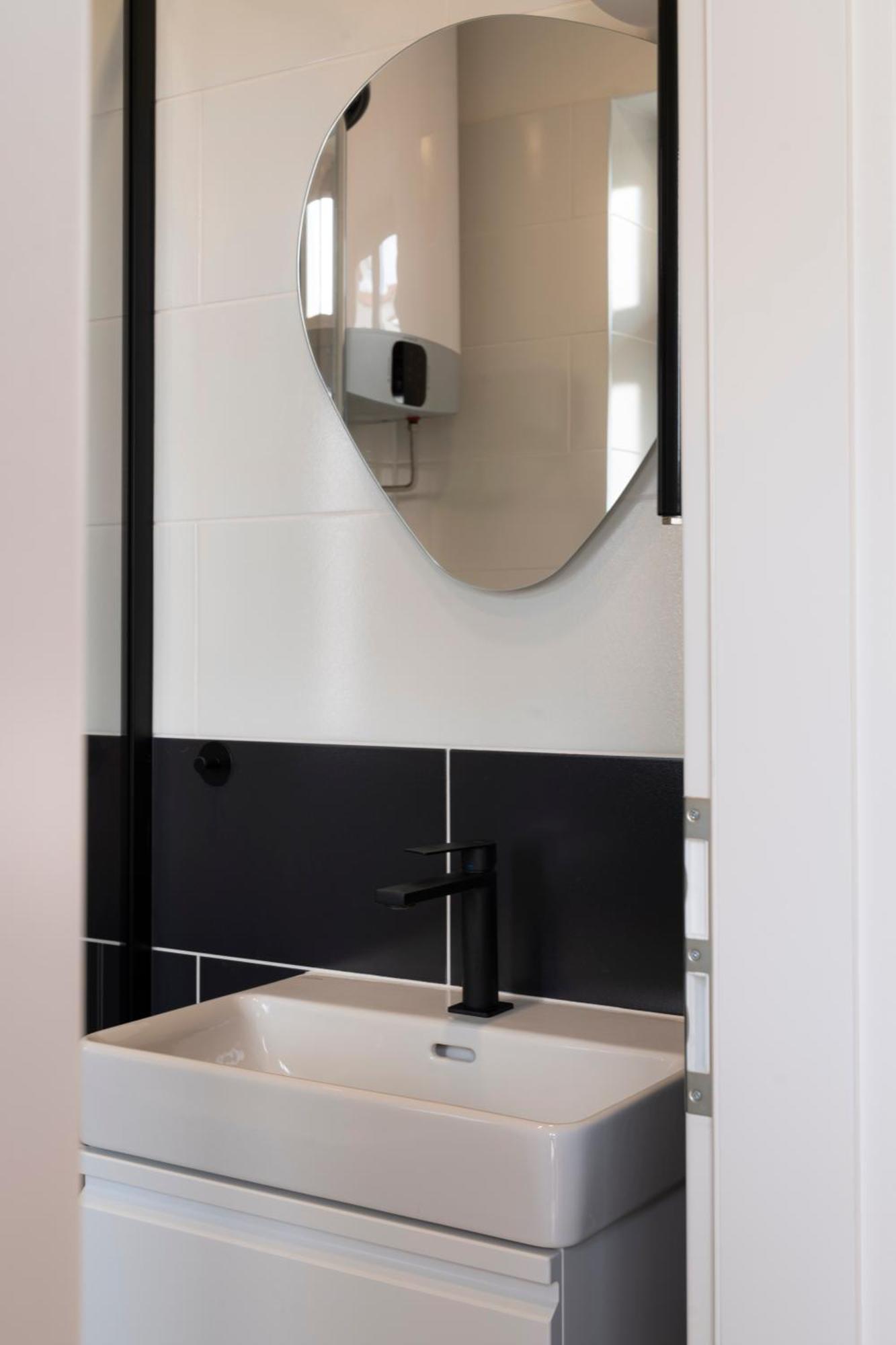 Apartament Stay2gether Scandi 17 - Main Train Station *